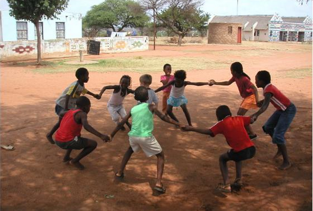 kids-playing-in-a-circle-paediatric-society-of-ghana